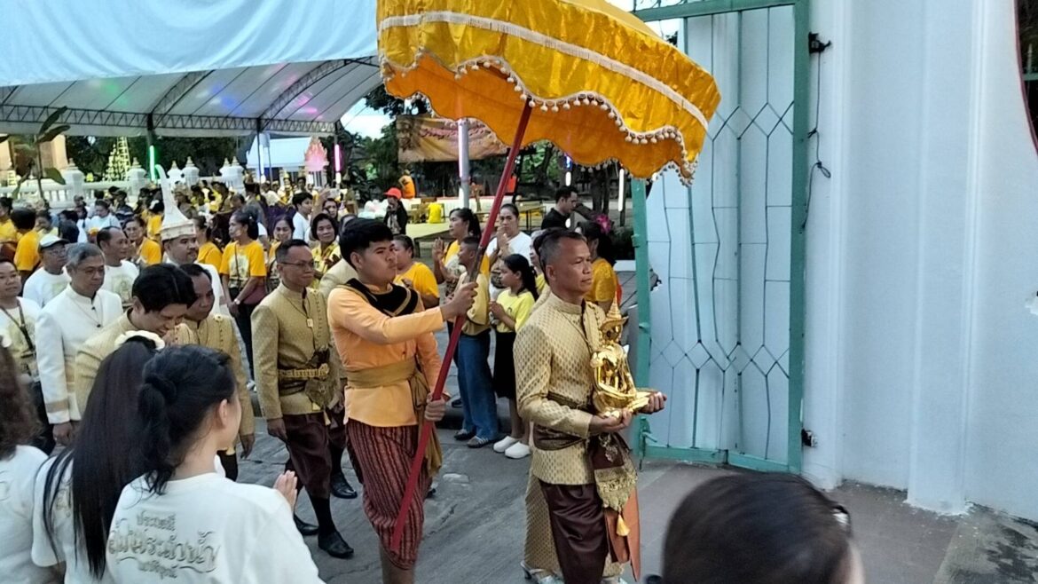 ขบวนแห่อัญเชิญพระพุทธมหาธรรมราชา พระพุทธมหาธรรมราชา จัดยิ่งใหญ่อลังการ