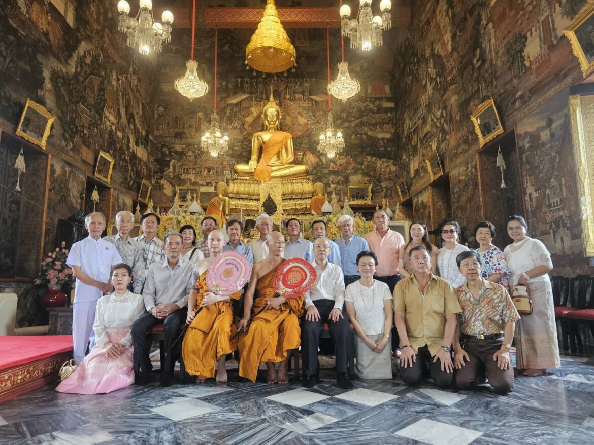 พิธีอุปสมบท คุณศักดิ์พล เจริญกิจไพบูลย์ และ คุณธภัฐชรานนท์ ภักดีกมลวรรณ สู่ร่มกาสาวพัสตร์