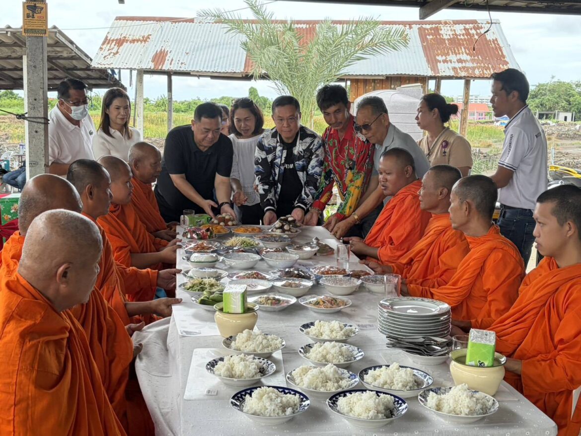 พล.ต.อ.อัคราเดช พิมลศรี ที่ปรึกษา ตร.เดินทางเป็นประธานในพิธีทำบุญเปิดโครงการกนกพัฒนา 2 อ.บางบ่อ จ.สมุทรปราการ