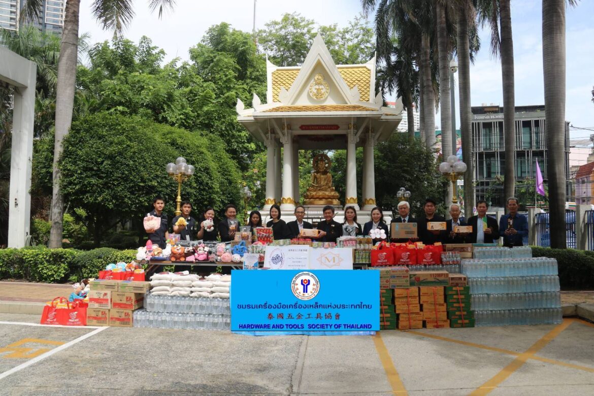 คณะผู้บริหารชมรมเครื่องมือเครื่องเหล็กแห่งประเทศไทย เดินทางประกอบกิจกรรมแบ่งปันสิ่งของ เติมเต็มรอยยิ้มให้เด็กด้อยโอกาส