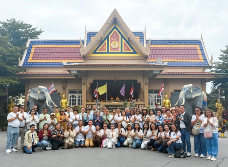 คุณสมชาย ภูวจรูญกุล ประธาน กต.ตร.สน.หลักสอง พร้อมคณะ กต.ตร.และที่ปรึกษาฯ เดินทางทำบุญ 9 วัด และเลี้ยงฉลองวันคล้ายวันเกิด