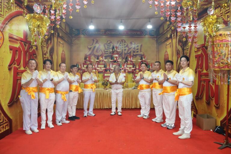 งานแจกทานทิ้งกระจาด และแห่เทพเจ้ากลับวัดโลกานุเคราะห์ วันสุดท้ายในเทศกาลงานเจเยาวราช ประจำปี 2569